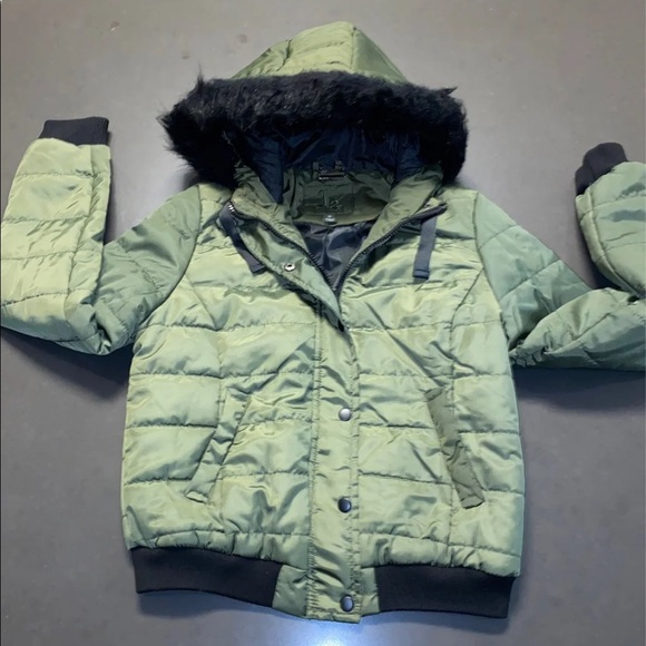 New J2 by JOU JOU Hooded Puffer Olive Jacket - Picture 10 of 12